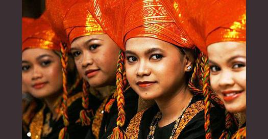 Mitos atau Fakta Tentang Cewek Padang atau Gadis Minang Wanita Minangkabau
